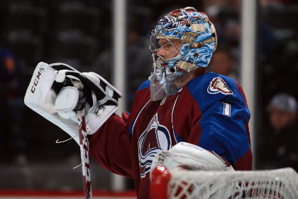 Варламов стал третьей звездой матча НХЛ