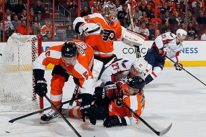 В матче НХЛ подрались вратари