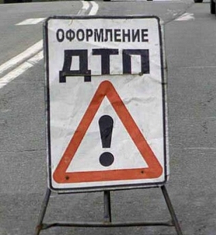 Четыре человека погибли в перевернувшейся на хакасской трассе иномарке