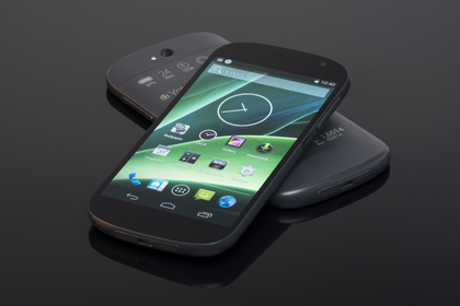 Анонсировано второе поколение YotaPhone