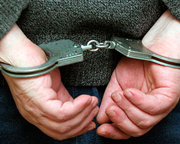 Житель Хакасии, скрываясь от патруля, переехал полицейского