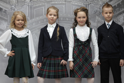 Единую школьную форму не смогут ввести в 2014 году