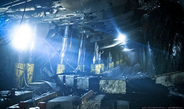 Авария на кузбасской шахте привела к гибели двух горняков