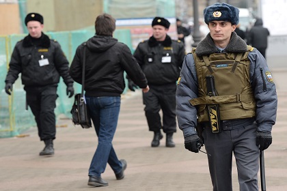 Полицейским хотят разрешить стрелять на поражение в людных местах