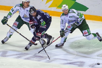 «Металлург» победил «Салават Юлаев» в первом мачте полуфинала Кубка Гагарина