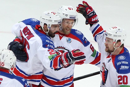 «Лев» переиграл «Локомотив» в третьем матче полуфинальной серии Кубка Гагарина