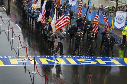 Финишный участок Бостонского марафона эвакуирован из-за угрозы взрыва