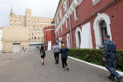 Московские СИЗО закупят массажные кресла