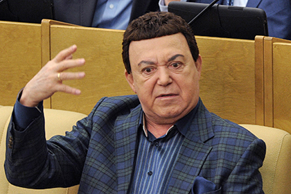 Латвия включила Кобзона и Газманова в список «агрессоров»