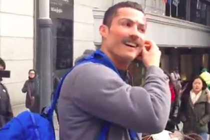 Криштиану Роналду переоделся в бездомного