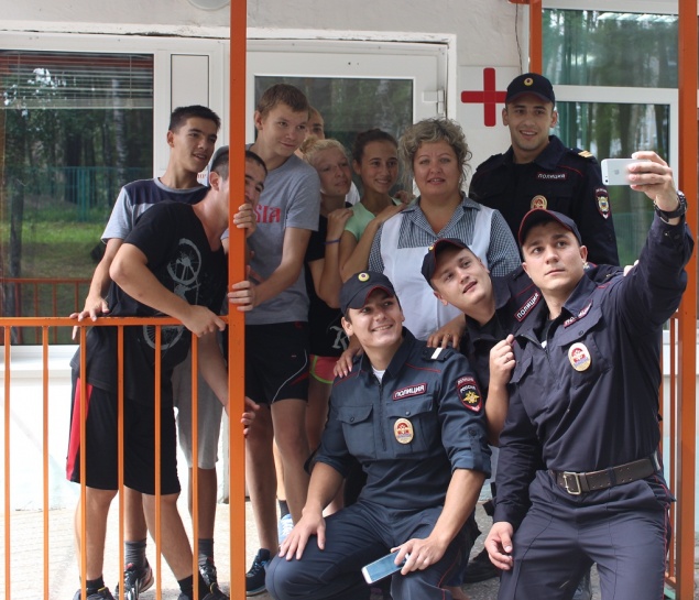 Ачинские полицейские рассказали «соколятам» о правилах «безопасного селфи»