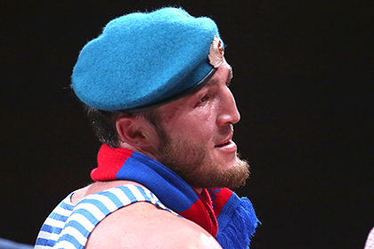 Денис Лебедев уехал тренироваться в США