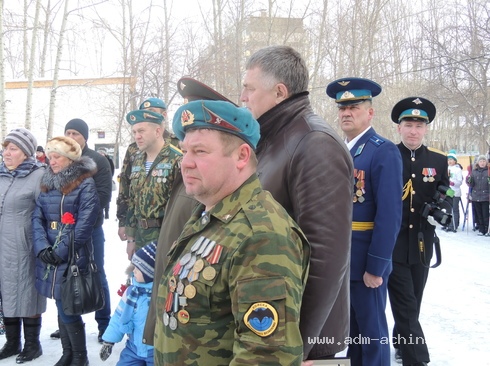 В Ачинске увековечили память земляка-героя