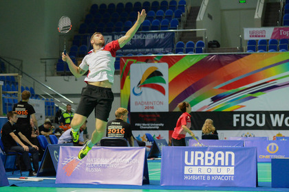 Россияне обеспечили себе бронзовые медали ЧМ по бадминтому среди студентов