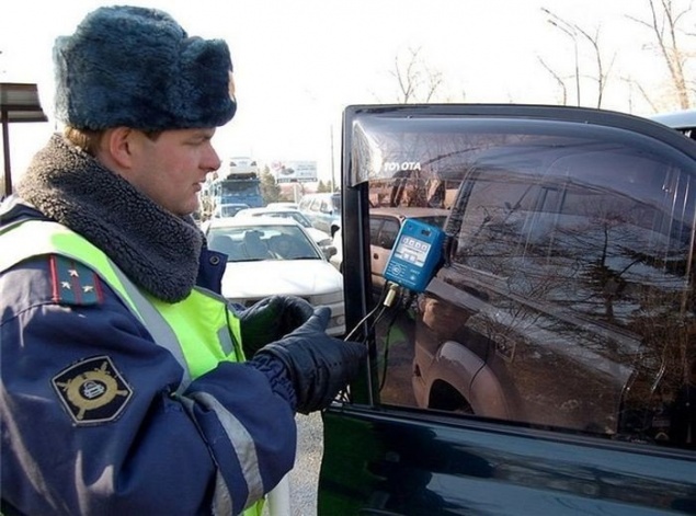 Дорожные полицейские проверили автолюбителей на трезвость