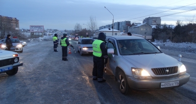 Дорожные полицейские предостерегают автолюбителей от последствий нетрезвого вождения автомобиля