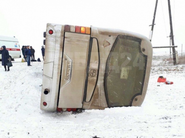 В аварии с пассажирским автобусом пострадало 10 человек: новые подробности и первые версии ЧП