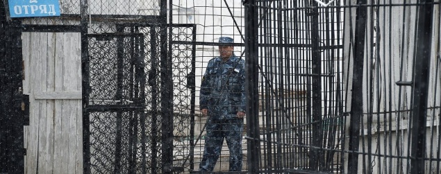 Развращавший 10-летнюю девочку отчим обвинил ребенка в оговоре: проведет в колонии 22 года