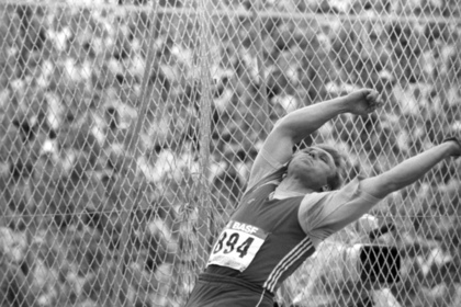 Олимпийский чемпион Литвинов умер на сборе