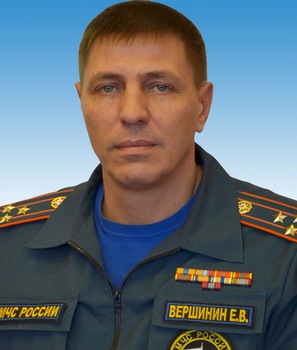 Доходы главного спасателя Красноярского края за год выросли почти вдвое