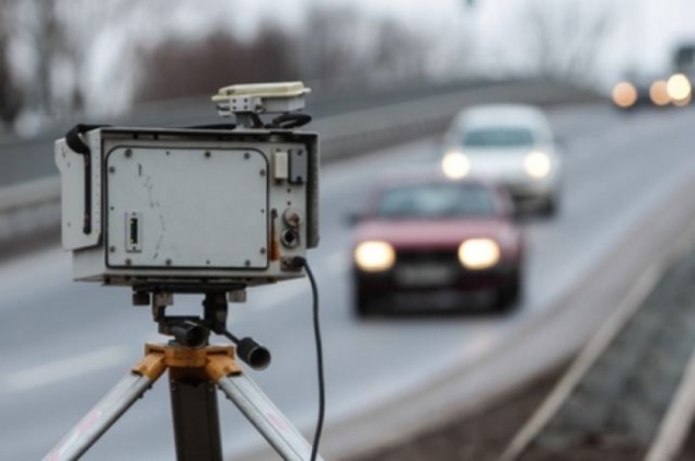 На трассе в Красноярском крае обстреляли оператора комплекса видеофиксации