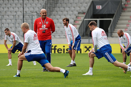 Сборная России по футболу обойдется без благословения церкви