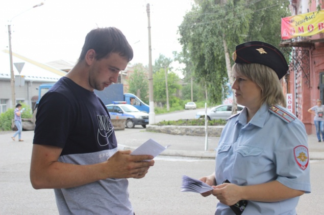 Сотрудники отдела кадров ачинской полиции поговорили с молодежью о трудоустройстве в органы внутренних дел