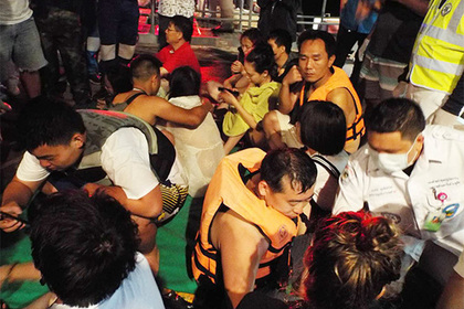 Десять туристов найдены мертвыми в Таиланде после крушения лодки