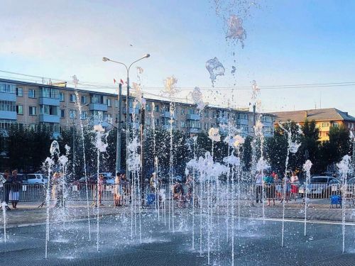 Сегодня на время праздничного открытия городского фонтана в центре Ачинска ограничат транспортное движение