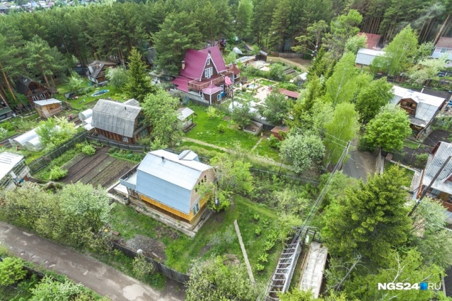 Мужчина оказался заживо погребен под землей во время копки подвала