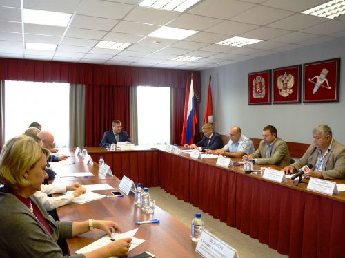 9 СЕНТЯБРЯ ВЫБОРЫ ГУБЕРНАТОРА КРАСНОЯРСКОГО КРАЯ: Избирательные участки обследуют кинологи с собаками