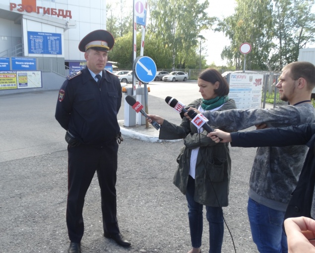 Около 90% ачинцев предпочитают получать водительские удостоверения через портал Госуслуг