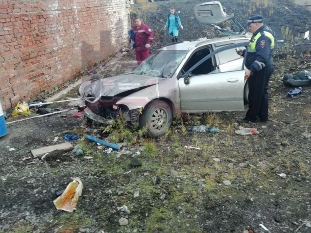 В Норильске после ДТП водителя проткнуло насквозь трубой: мужчина выжил