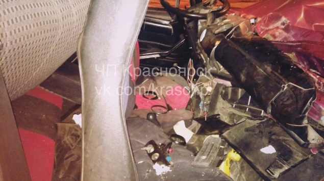 В Красноярске пьяный водитель врезался в столб