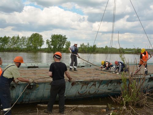 Завтра, 17 октября понтонный мост через Чулым будет демонтирован