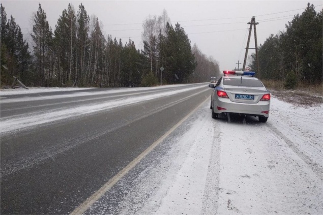 Опаснейшую красноярскую трассу подготовили для водителей. На месте дежурят полицейские
