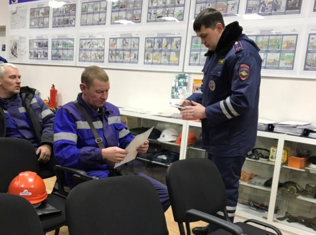 В Ачинске автополицейские и работники нефтегазовой отрасли обсудили вопросы дорожной безопасности