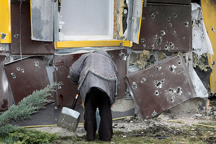 Украинская армия начала массированный обстрел Донбасса