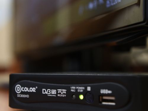 Переход на цифровое телевизионное вещания: кому положена компенсация за ТВ-приставку?