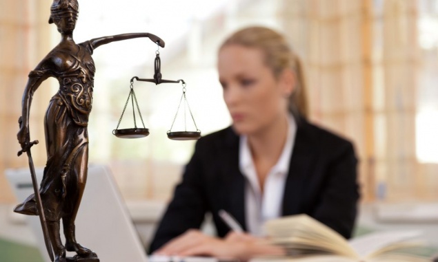 В Красноярске сложнее всего найти работу журналистам и юристам