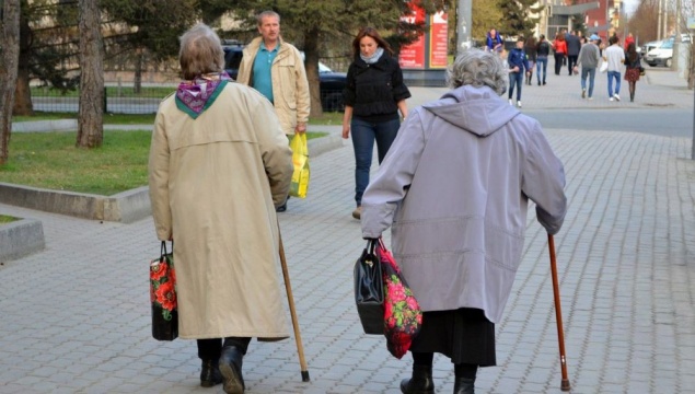 Пенсионеры в Красноярском крае стали больше получать и меньше работать в старости
