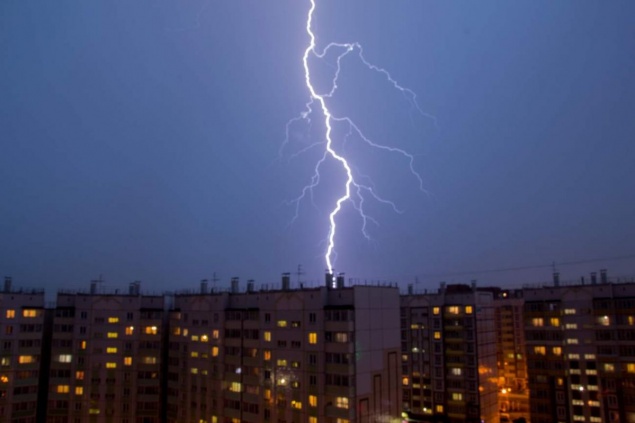 Жителей Красноярского края пугают грозами и ливнями, после которых придет прохлада