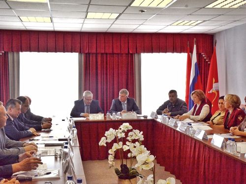 «РУСАЛ Ачинск» презентовал новое инновационное производство общественному Совету по экологии