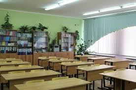 В Красноярском крае директора школы поймали на использовании поддельного диплома