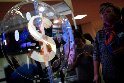 Миру предрекли конец эпохи доллара