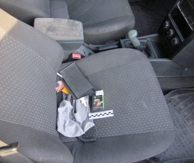 Стражами порядка Ачинска пресечен незаконный оборот наркотиков в крупном размере