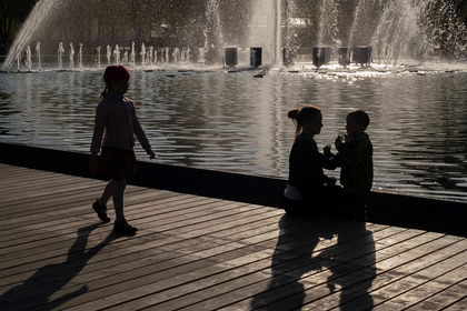 Четверть российских детей оказалась за чертой бедности