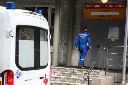 Стало известно о состоянии упавшего в яму с кипятком двухлетнего россиянина