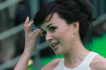 Стало известно о прекращении лечения Заворотнюк