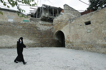 Две россиянки задушили насильника зарядкой от телефона и отправились под суд